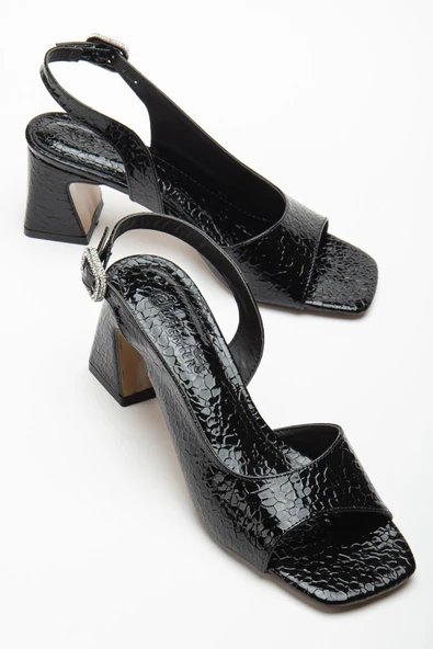 Kadın Topuklu Sandalet Ayakkabı Siyah Rugan Kroko Baskılı Tan Taşlı Tokalı