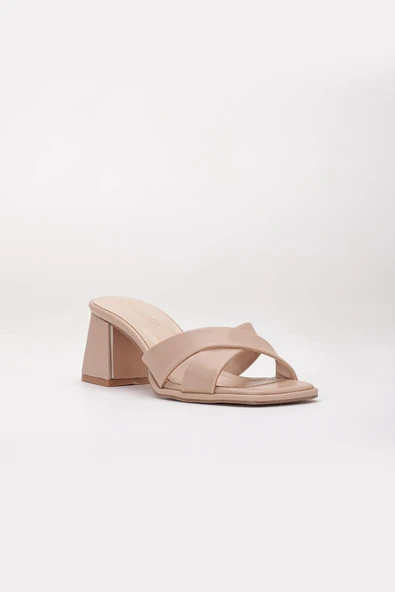 Büyük Beden Kadın Topuklu Terlik Nude Çapraz Bantlı Kısa Topuklu - Resim 4