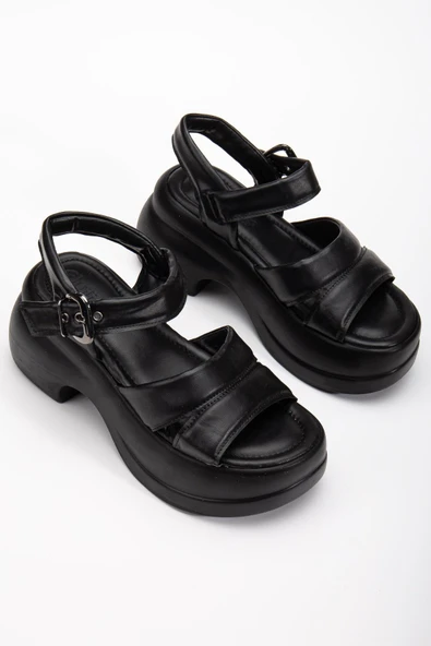 Kadın Dolgu Topuk Sandalet Siyah 2 Kalın Bantlı cilt ürün görseli
