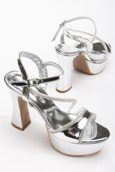 Tek Bant Taşlı Gümüş Rugan Kadın Platform Topuklu Abiye Ayakkabı - Resim 2