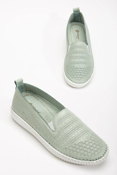 Hakiki Deri Ortopedik Kadın Günlük Ayakkabı Yeşil Bağsız Lazer Baskılı ürün görseli