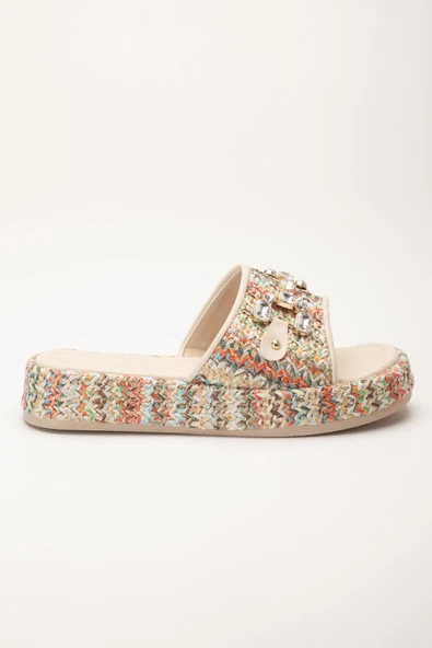 Kadın Dolgu Topuklu Terlik Nude Hasır Malzeme Kaplama Taban Taşlı - Resim 3