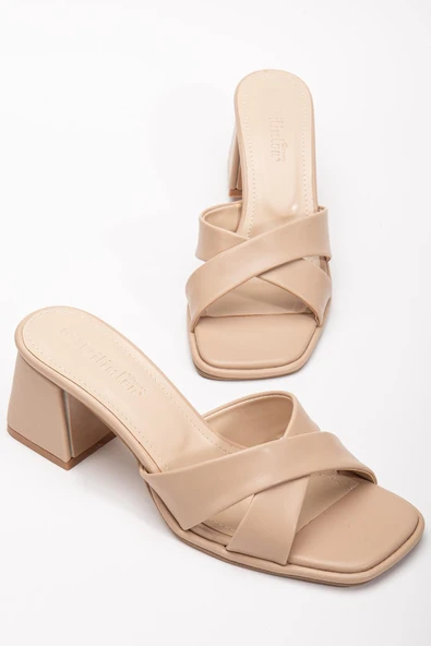 Büyük Beden Kadın Topuklu Terlik Nude Çapraz Bantlı Kısa Topuklu ürün görseli