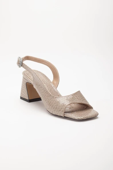 Kadın Topuklu Sandalet Ayakkabı Vizon Rugan Kroko Baskılı Tan Taşlı Tokalı - 4