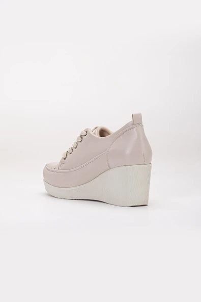 Kadın Dolgu Topuklu Ayakkabı Bej Rugan Fermuarlı Bağcıklı - Resim 5