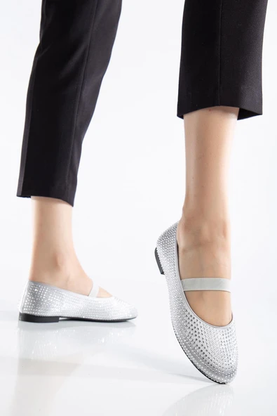 Kadın Babet Gümüş Saten Taşlı Elastik Bantlı Yuvarlak Burun - Resim 2