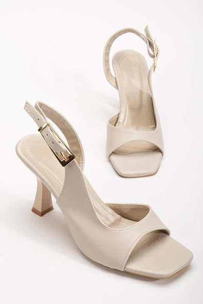 Kadı Topuklu Sandalet Ayakkabı Ten Cilt Yan Büyük Tokalı