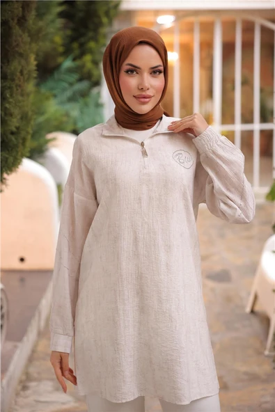 Yarım Fermuarlı Yaka Logo Baskılı Tunik - (38-46) - 71245 - Krem