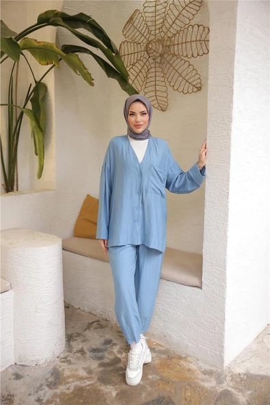 V Yaka Düğmeli Cepli İkili Tesettür Eşofman Takımı - (38-46) - 71244 - İndigo ürün görseli