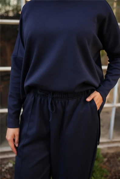 Arkası Uzun O Yaka Kısa Sweat-Pantolon İkili Eşofman Spor Takımı - (38-46) - 71216 - Lacivert - Resim 5