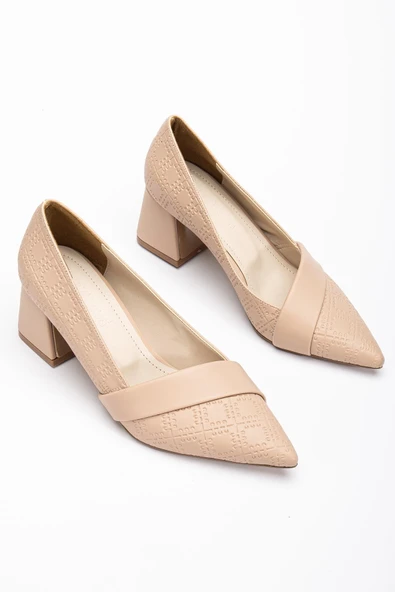 Kadın Topuklu Ayakkabı Bej Baskılı Deri Yanyüzlü Sivri Kalıp ürün görseli