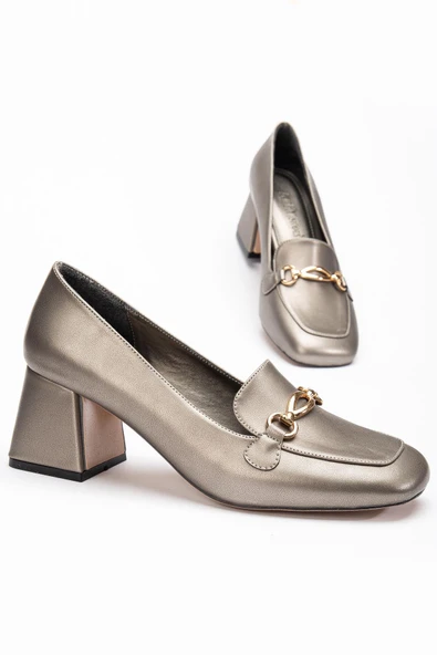 Büyük Küçük Numara Küt Burun Tokalı Cilt Platin Kadın Kalın Topuklu Ayakkabı ürün görseli