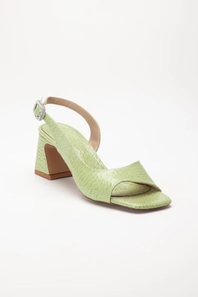 Kadın Topuklu Sandalet Ayakkabı Yeşil Rugan Kroko Baskılı Tan Taşlı Tokalı - 4