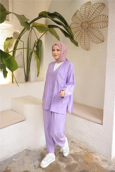 V Yaka Düğmeli Cepli İkili Tesettür Eşofman Takımı - (38-46) - 71244 - Lila - Resim 2