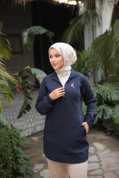 Kısa Fermuarlı Yaka Kapitone Şık Spor Sweat - (38-46) - 71227 - Lacivert - 2