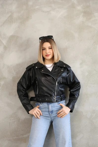 Kemerli Crop Deri Oversize Kadın Yeni Sezon Ceket - 5