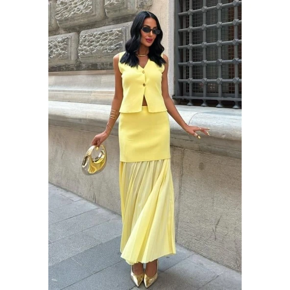 Lucky Life Kadın Yelekli Ve Pilise Etekli Triko Takım - 2