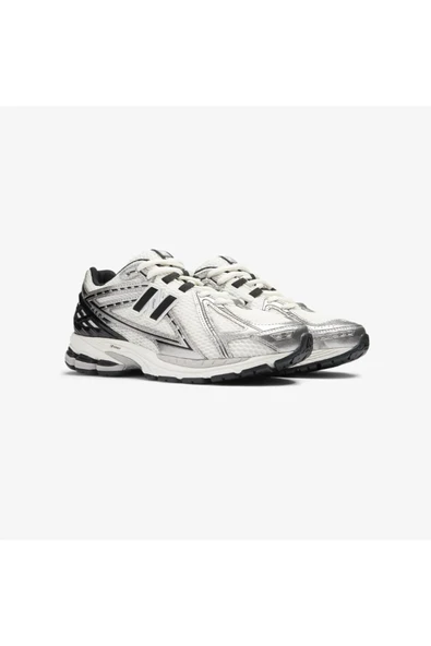 New Balance 1906R Silver Metallic Sneaker - 4