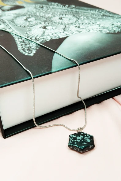 Obsidyen Doğal Taşı Zincirli El Yapımı Kolye Uç: 2 cm Zincir: 20 cm Kutulu - 6