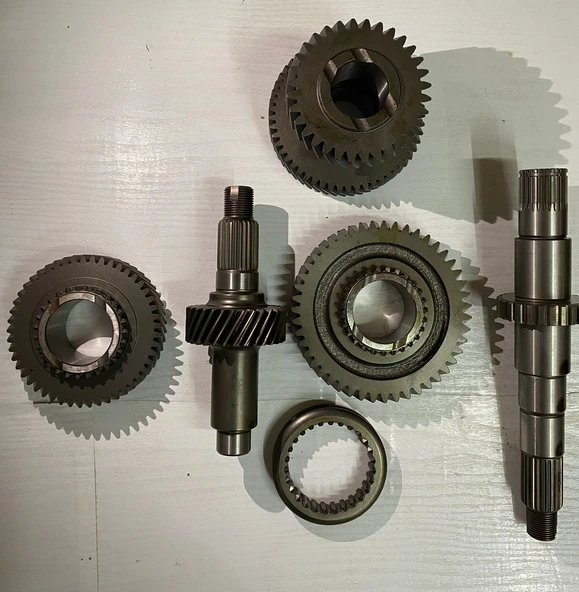 Suzuki Samurai 1985-1993 Arazi Şanzıman Dişli Seti 6 PARÇA - Resim 3