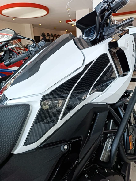 Honda NC750 2024-2025 ile Uyumlu Kaydırmaz 6D Karbon 11 Parça Tank Pad Seti GC45 - Resim 14