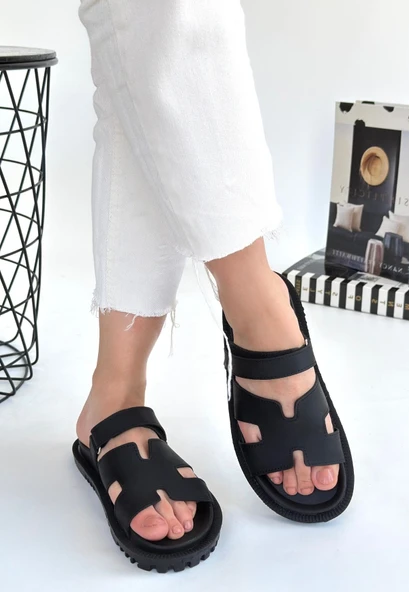 Pabucmarketi Siyah Nubuk Kadın Düz Terlik ürün görseli