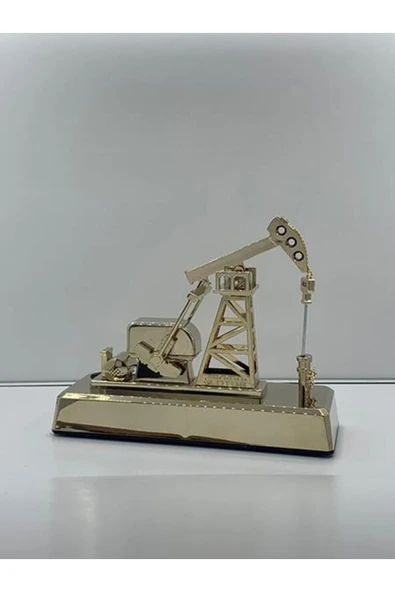 ÖZÇELİKLER Masa Üstü Plaket Petrol Pompası Hareketli Altın Kaplama Abs 26x22x9cm 2 Adet Kalem Pille Çalışır Mak