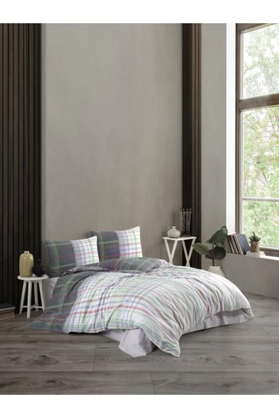 Nevresim Takımı Ekose Gri Çift Kişilik ürün görseli