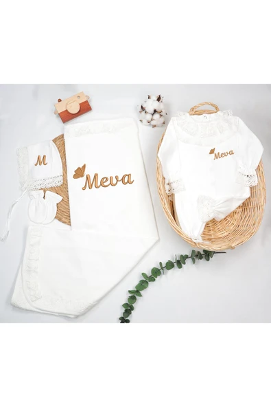 gros shop %100 Pamuk Organik Dantelli Tulum 4'lü Hastane Çıkış Seti (Kişiye Özgü İsimli Nakış Desenli) ürün görseli