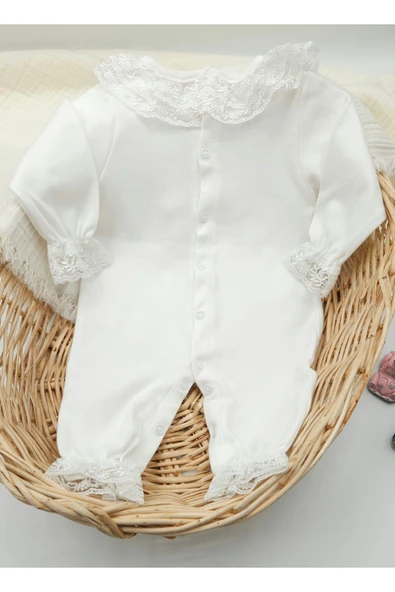 gros shop Yeni Doğan Dantelli 3'lü Hastane Çıkış Tulum Seti (KİŞİYE ÖZGÜ İSİMLİ NAKIŞ DESENLİ) - 5