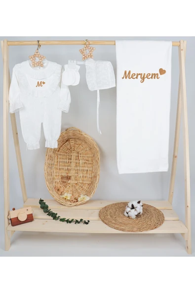 gros shop %100 Pamuk Organik Dantelli Tulum 4'lü Hastane Çıkış Seti (Kişiye Özgü İsimli Nakış Desenli)