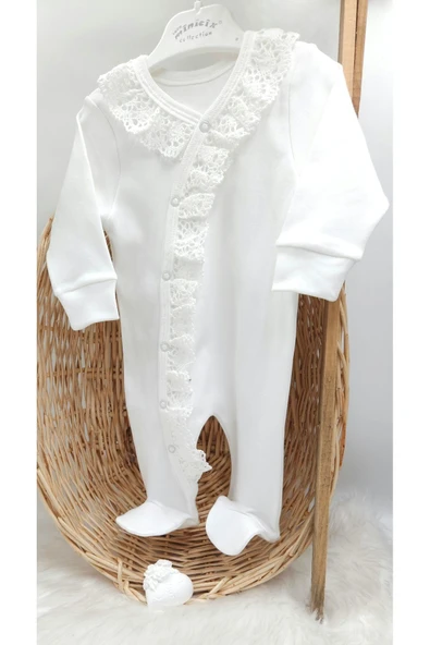 gros shop Yeni Doğan %100 Pamuk Dantelli Hastene Çıkış Tulum Seti (KİŞİYE ÖZGÜ İSİMLİ NAKIŞ DESENLİ) - 4