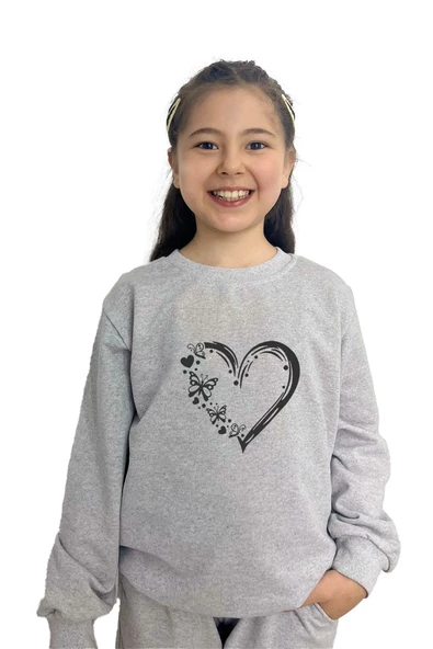 yudemia Kalp Baskılı Alt Üst Mevsimlik Gri Takım -Kız Çocuk İçin Şık ve Rahat