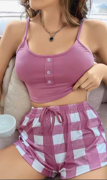 Kadın Pembe Kareli Desenli Askılı Şortlu Pijama Takım 6651