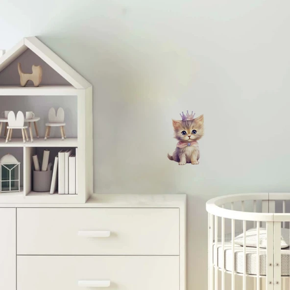 Taçlı ve Altın Detaylı Beyaz Kedi Duvar Sticker'ı