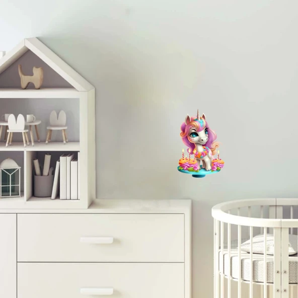 Pembe Yeleli Cupcakeli Unicorn Duvar Sticker'ı ürün görseli 1