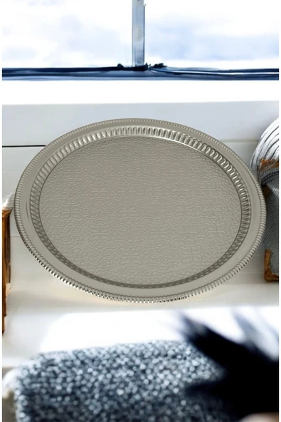 Urfakent Dekoratif İşlemeli Desenli Gümüş Yuvarlak Sunum Tepsi söz nişan tepsisi 35x35 cm - 2