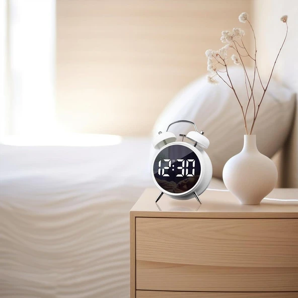 Valkyrie LED Ekranlı Analog Alarmlı Masa Saati Çalar Saat Pil Dereceli Çift Alarmlı Dijital Saat Beyaz - 2
