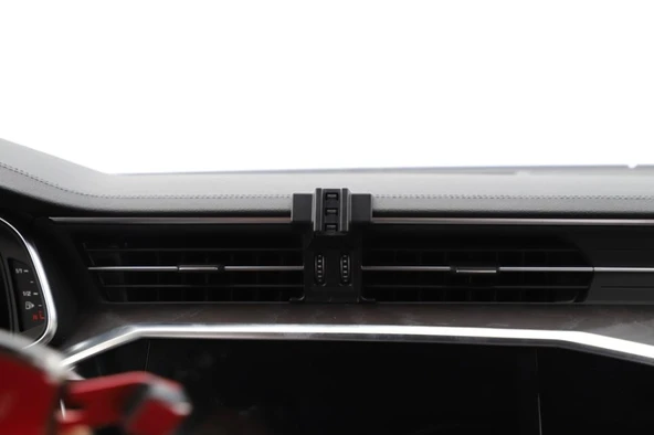 Audi A6 2019 2020 ile Uyumlu Model için Özel Telefon Tutucu AU1