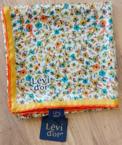 Levi'dor Kristal Eşarp ürün görseli