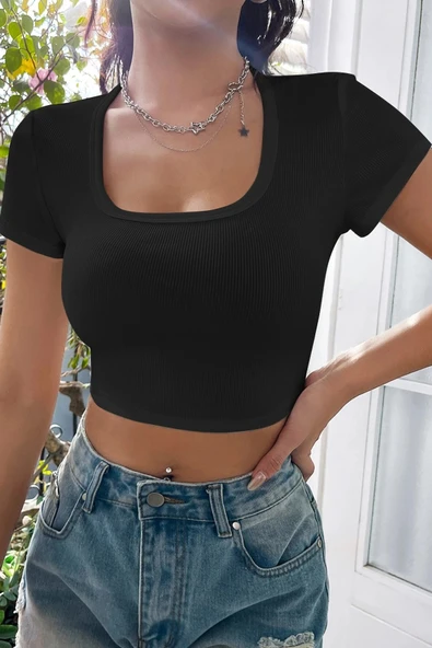 Kadın Siyah Yarım Kol Düz Yaka Crop Top Bluz - 3