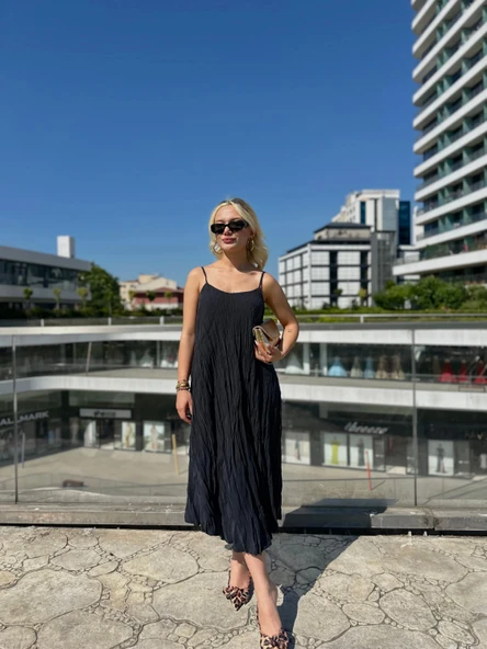 Kadın Kırışık Desenli Askılı Elbise Siyah - 5