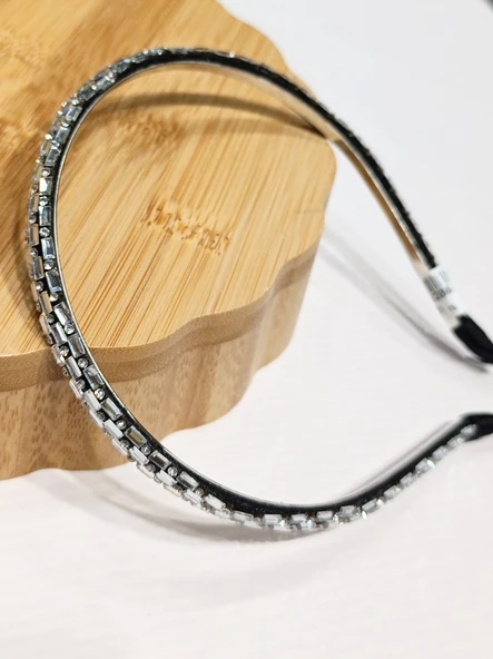 Monalisa Home Lüks Taşlı İnce Taç ürün görseli 1