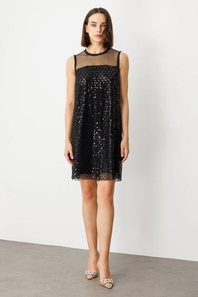 Ekol Straplez Pullu Midi Elbise - Minimalist & Şık