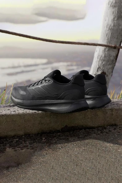 adidas Runfalcon 5 IE8812 Siyah Erkek Koşu Ayakkabısı - 5