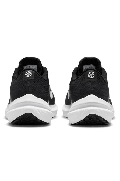 Nike Air Winfilo 10 DV4022-003 Siyah Erkek Ayakkabı - 5