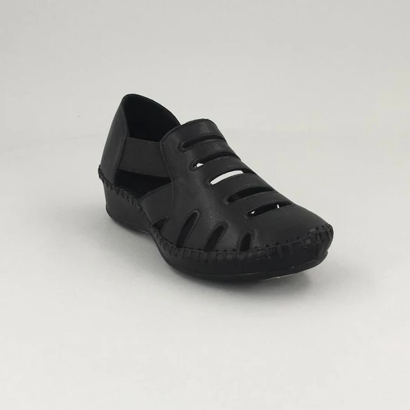 VENÜS 18791395 ORTOPEDİK DERİ YAZLIK KADIN AYAKKABI ürün görseli 1