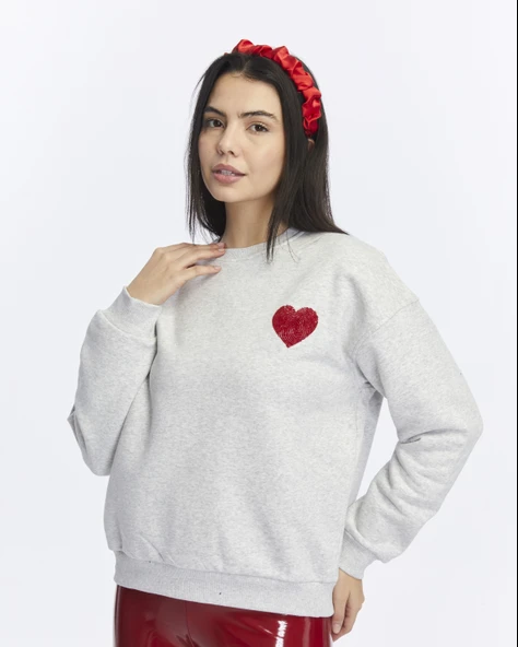 Kadife Kalp Desenli Gri Melanj Yumuşak Dokulu Regular Fit Bisiklet Yaka Kadın Sweatshirt
