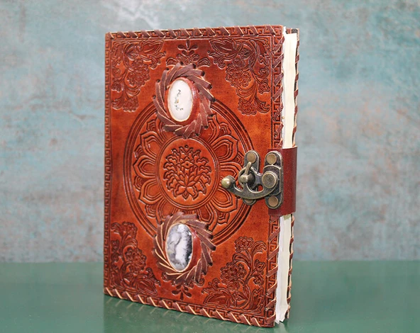 Taşlı Deri Defter Model 9 ürün görseli