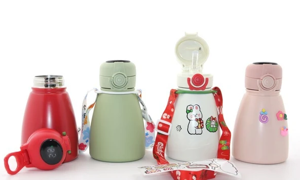 Dijital Göstergeli Çift Katmanlı Termos Suluk 500 Ml ürün görseli